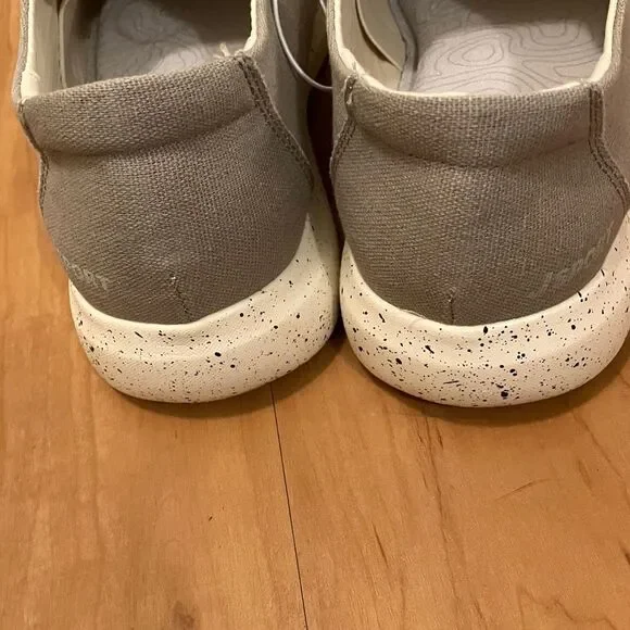 NWOT Jsport Khaki Colored Boat Shoes - Picture 4 of 7